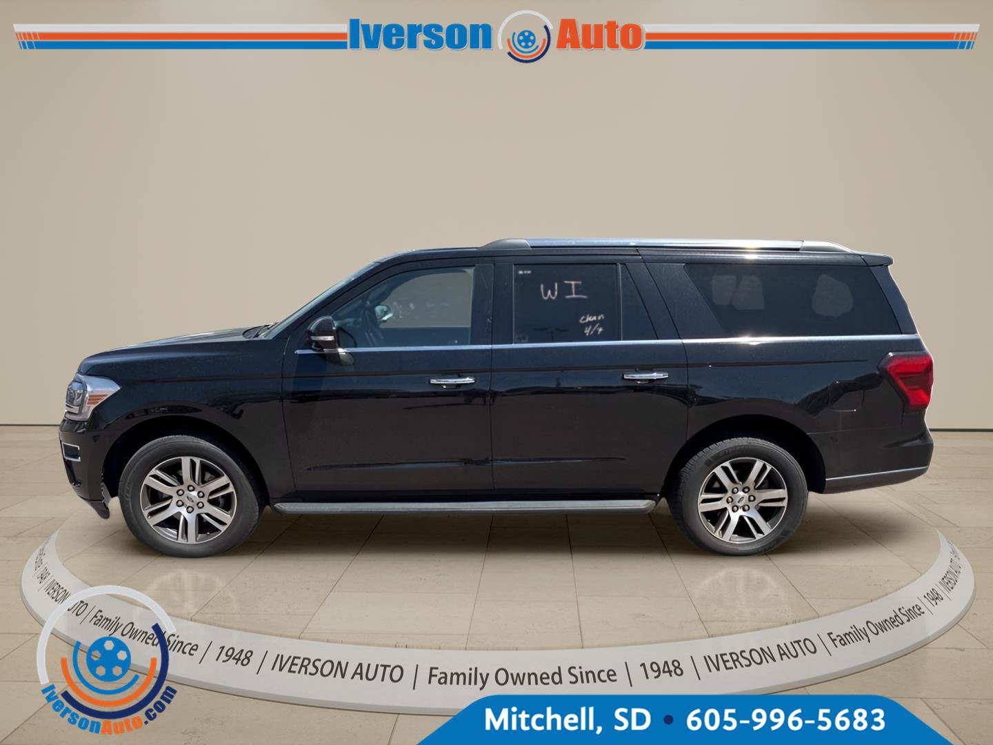 Used 2024 Ford Expedition Max Limited AWD/4WD image 3