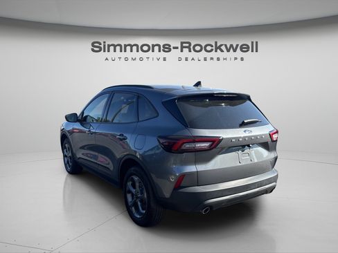 Used 2025 Ford Escape ST-Line AWD/4WD image 6