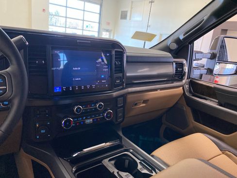 New 2026 Ford F350 Lariat w/ Snow Plow Prep Package image 19