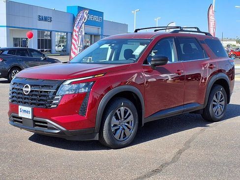 New 2026 Nissan Pathfinder SV FWD image 3