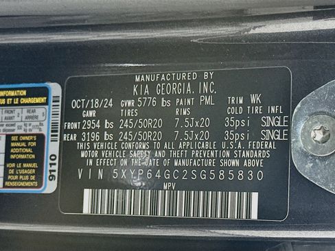 Used 2025 Kia Telluride S FWD image 12