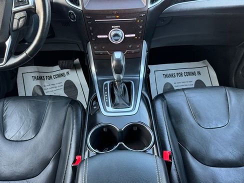 Used 2017 Ford Edge Titanium w/ Equipment Group 301A image 21