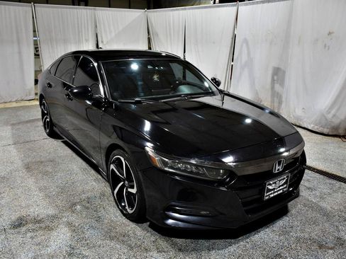 Used 2018 Honda Accord Sport image 26