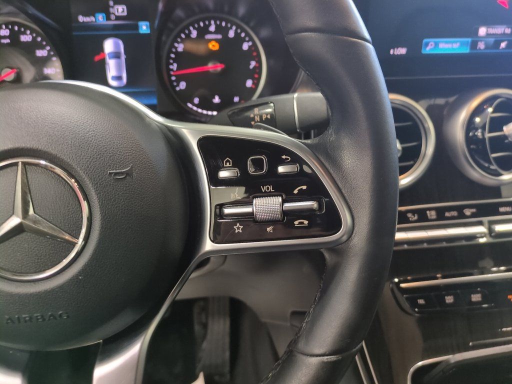 Used 2020 Mercedes-Benz GLC 300 4MATIC image 23
