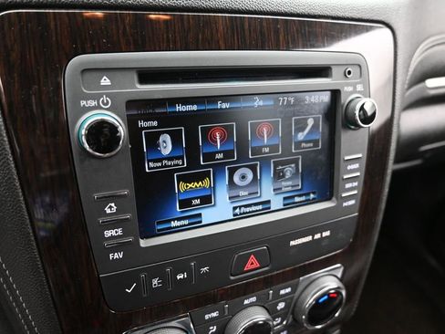 Used 2017 Chevrolet Traverse LT AWD/4WD image 17
