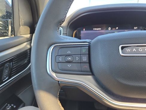 Used 2024 Jeep Wagoneer Series II image 21