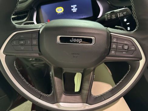 New 2026 Jeep Grand Cherokee Altitude AWD/4WD image 25