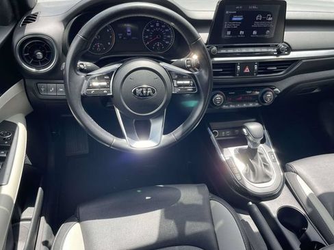 Used 2020 Kia Forte EX FWD image 4