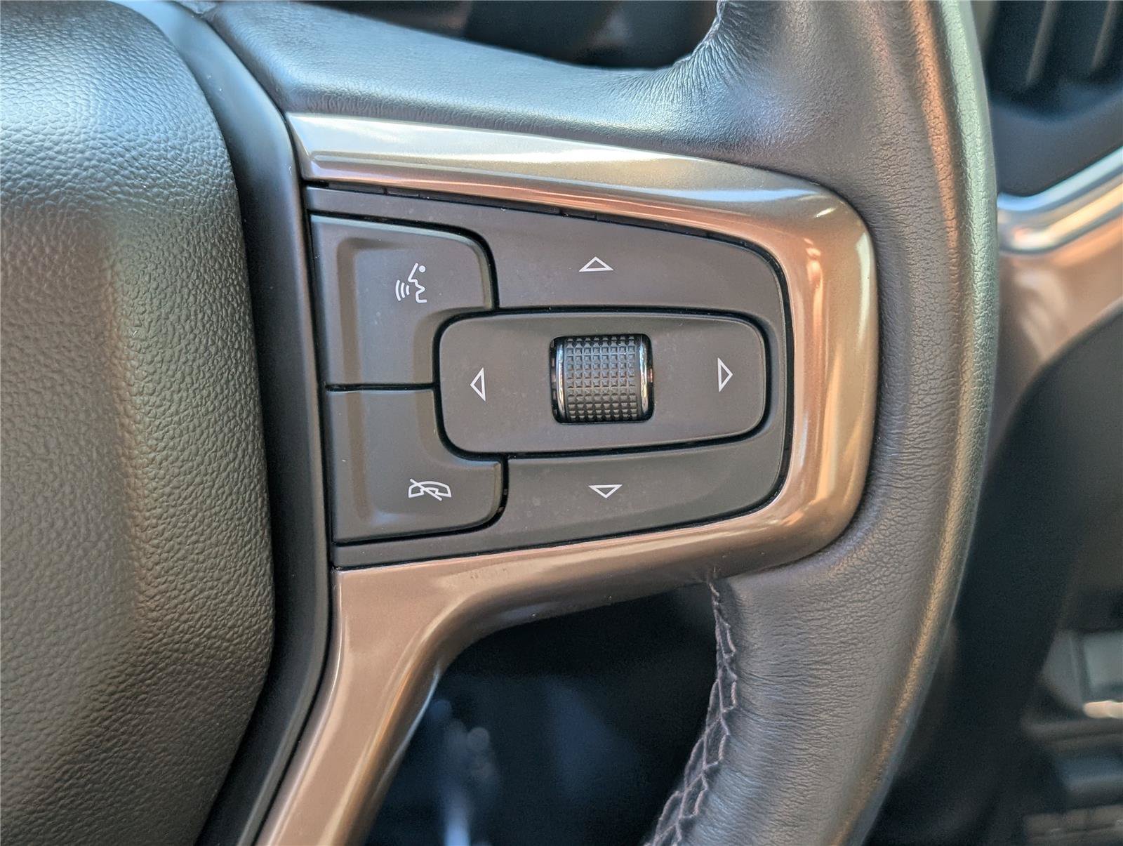 Used 2022 Chevrolet Silverado 2500 High Country w/ Safety Package II AWD/4WD image 27