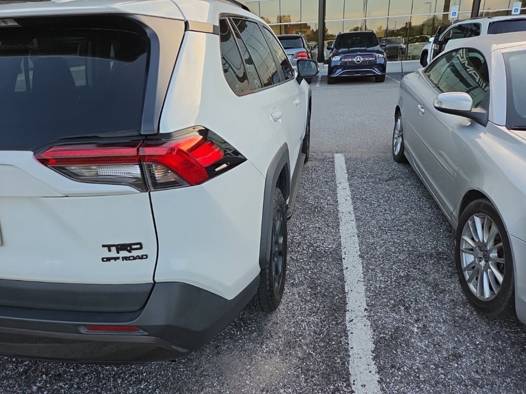 Used 2021 Toyota RAV4 TRD Off-Road AWD/4WD image 8