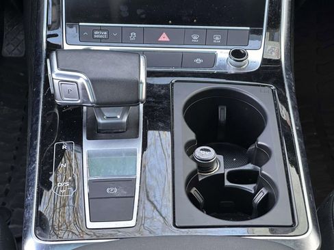 Used 2023 Audi Q7 2.0T Premium w/ Convenience Package image 19