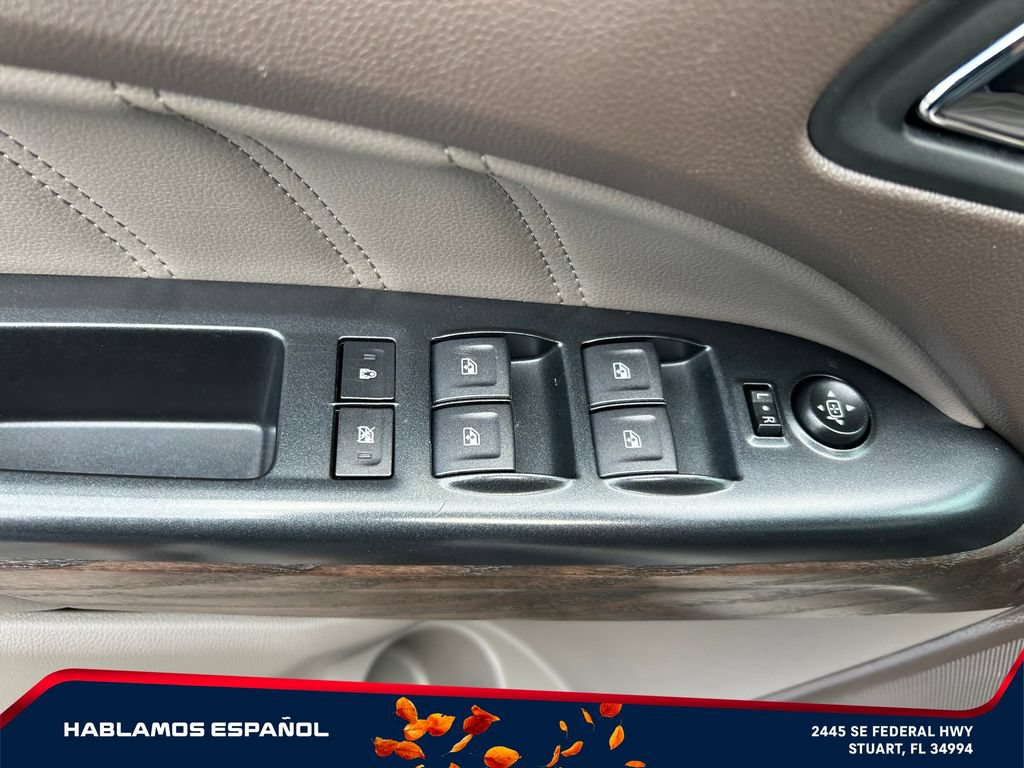 Used 2021 GMC Canyon Denali RWD image 13