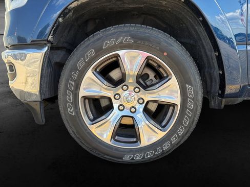 Used 2022 RAM 1500 Laramie AWD/4WD image 12