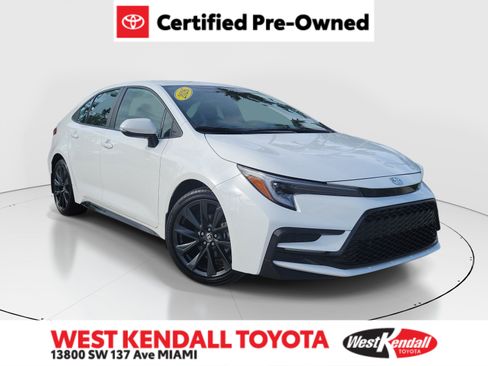 Certified 2026 Toyota Corolla SE FWD image 1