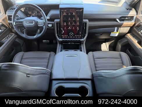 New 2026 GMC Yukon Denali Ultimate AWD/4WD image 10