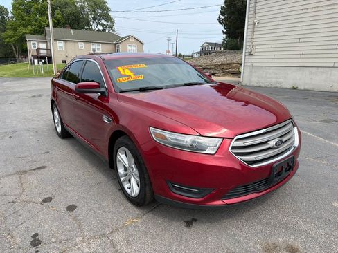 Used 2014 Ford Taurus SEL w/ Equipment Group 201A FWD image 4