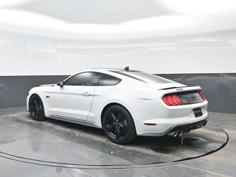 Used 2022 Ford Mustang GT w/ Black Accent Package RWD image 4