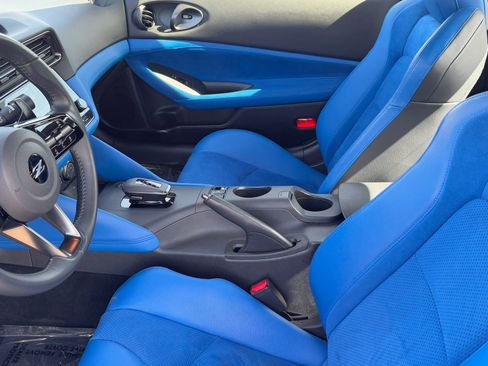 Certified 2024 Nissan Z Performance w/ Floor Mat Package image 16