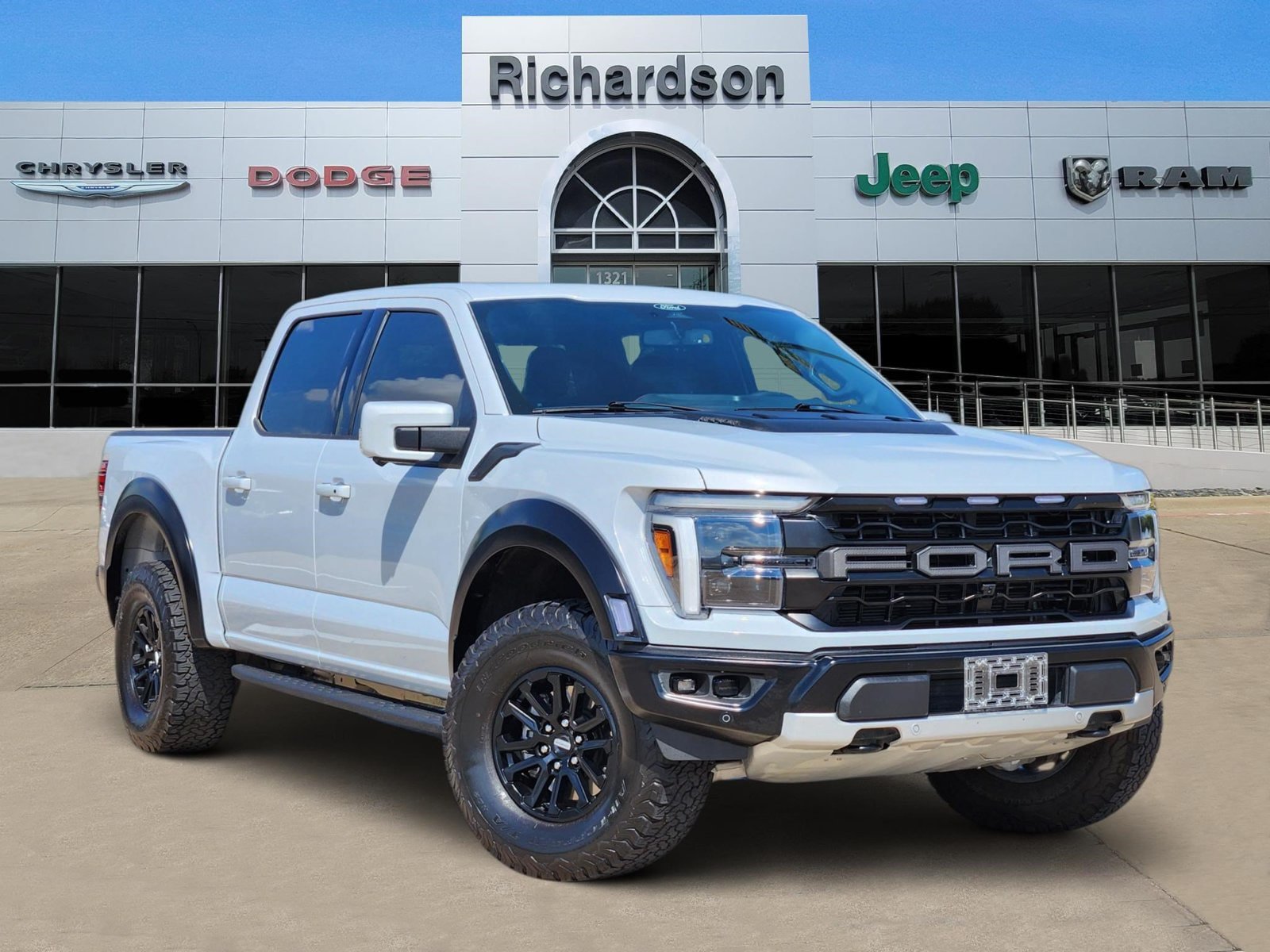 Used 2025 Ford F150 Raptor AWD/4WD image 1