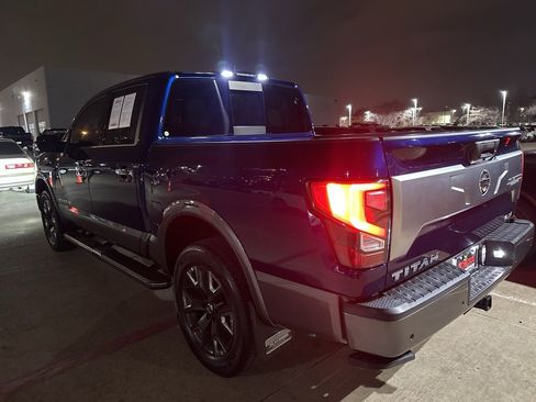 Used 2022 Nissan Titan Platinum Reserve w/ Moonroof Package image 7
