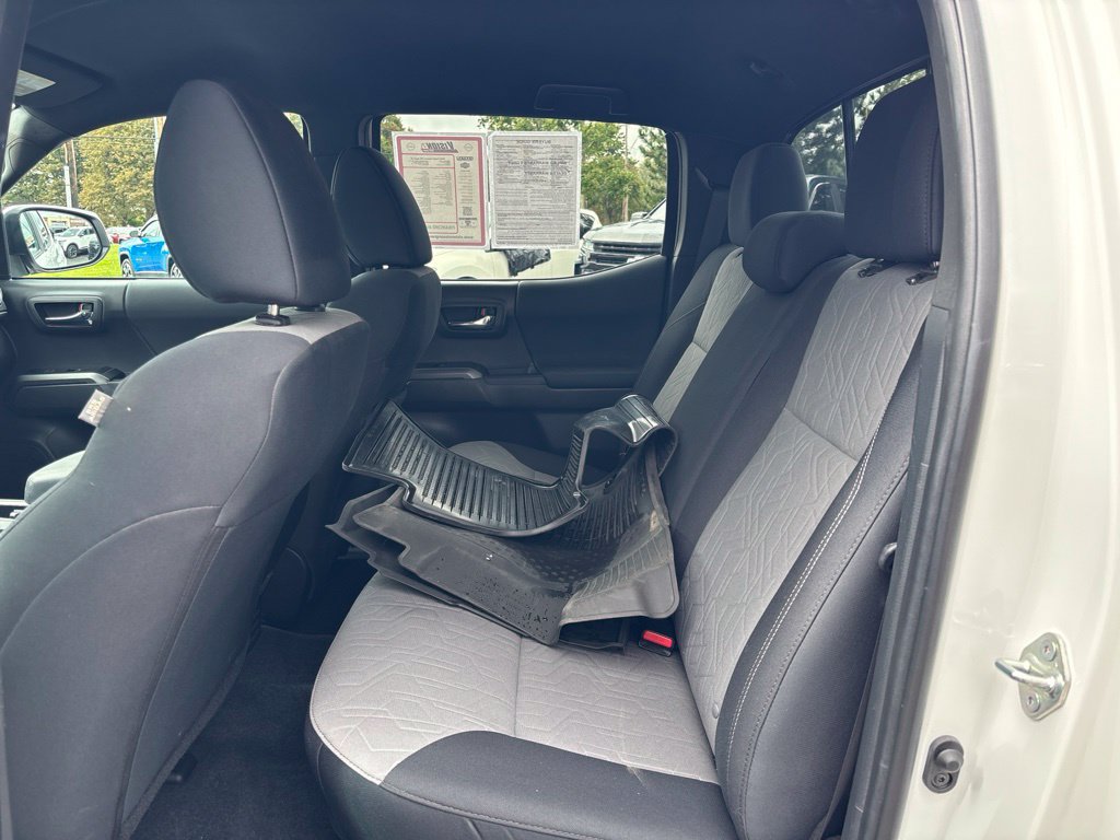 Used 2023 Toyota Tacoma TRD Sport AWD/4WD image 12