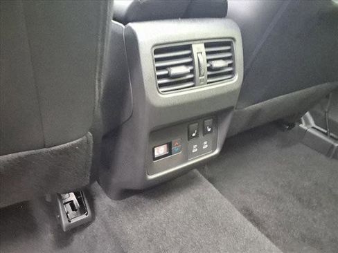 New 2025 Nissan Rogue Platinum w/ Tech Package image 28