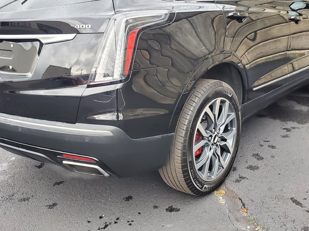 Used 2024 Cadillac XT5 Sportv w/ LPO, Floor Liner Package AWD/4WD image 11