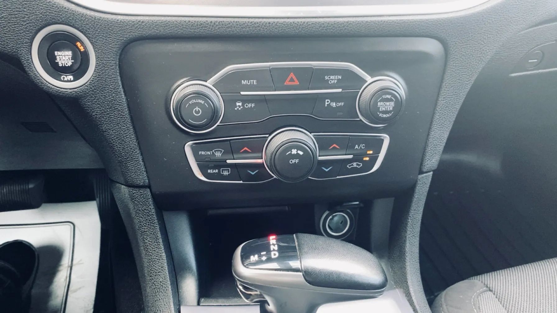 Used 2021 Dodge Charger SXT RWD image 20