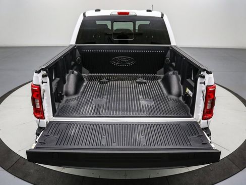 Certified 2022 Ford F150 XLT w/ Equipment Group 302A High image 6