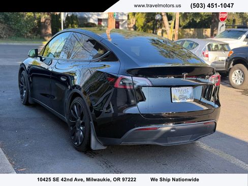 Used 2021 Tesla Model Y Performance image 4