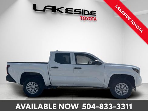 Certified 2026 Toyota Tacoma SR image 9