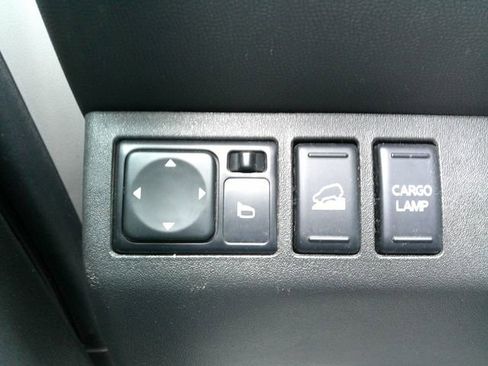 Used 2018 Nissan Frontier SV w/ Value Truck Package AWD/4WD image 20