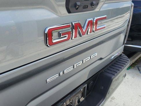 Used 2024 GMC Sierra 2500 AT4 w/ AT4 Premium Plus Package image 3