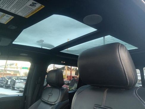 Certified 2022 Ford F150 Platinum image 31