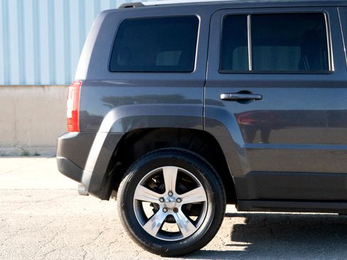 Used 2017 Jeep Patriot High Altitude image 8