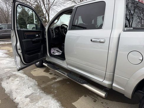 Used 2018 RAM 1500 Laramie image 11