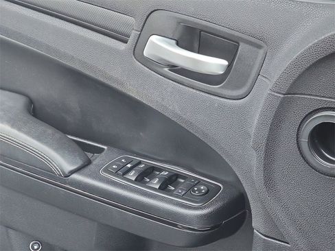 Used 2014 Chrysler 300 S image 30