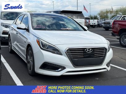 Used 2017 Hyundai Sonata Limited w/ Ultimate Package 02