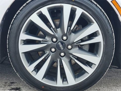 Used 2019 Lincoln MKZ Reserve w/ Luxury Package image 17