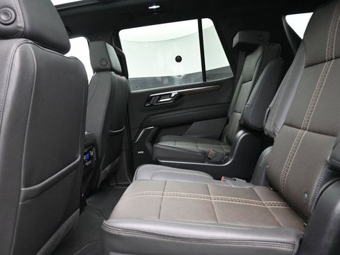 Certified 2025 Chevrolet Tahoe High Country w/ Sun And Tow Package image 13