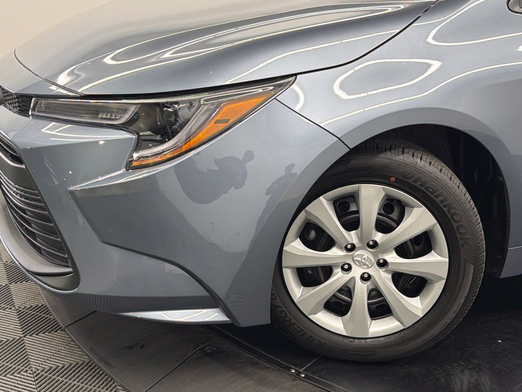New 2027 Toyota Corolla LE FWD image 4