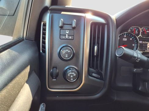 Used 2018 Chevrolet Silverado 1500 LT w/ All Star Edition AWD/4WD image 26