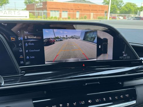 Used 2023 Cadillac Escalade ESV Sport w/ Touring Package AWD/4WD image 27