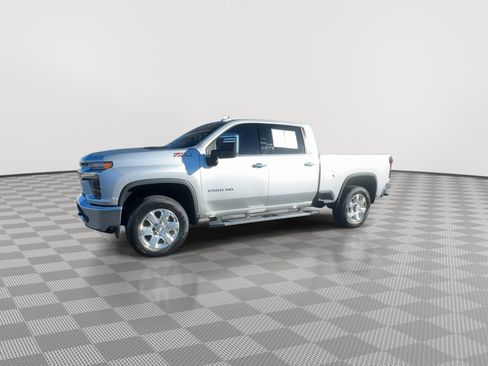 Used 2020 Chevrolet Silverado 2500 LTZ w/ LTZ Premium Package image 4