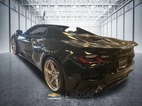 New 2025 Chevrolet Corvette E-Ray image 4