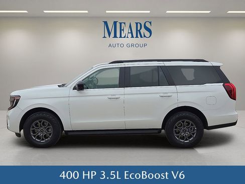 Used 2025 Ford Expedition Active image 3