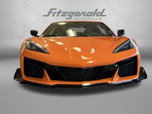 Used 2023 Chevrolet Corvette Z06 image 3