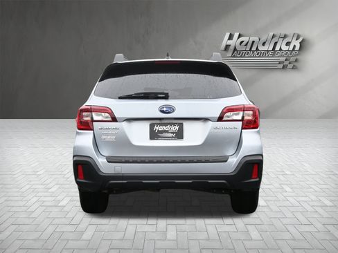 Used 2019 Subaru Outback 2.5i Limited image 8