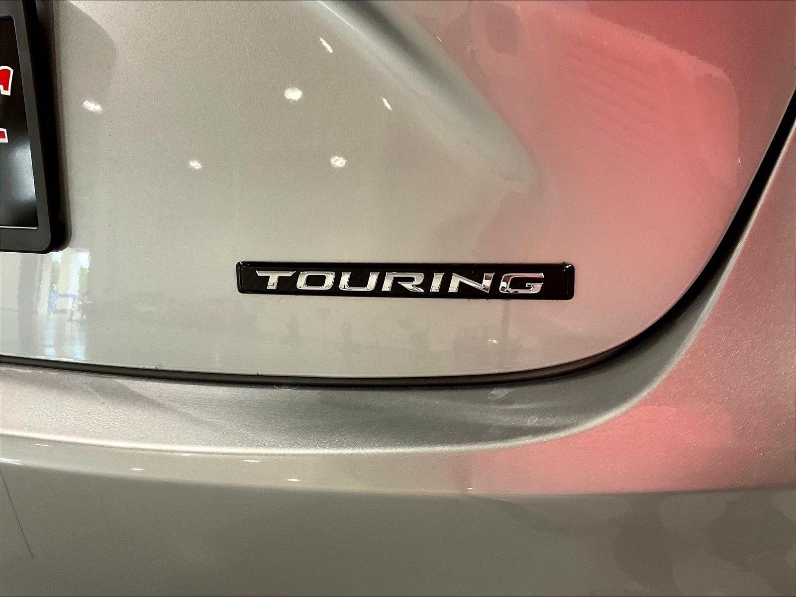 Used 2018 Toyota Avalon Touring FWD image 23