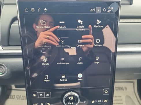 New 2026 GMC Terrain Elevation w/ Elevation Premium Package image 17